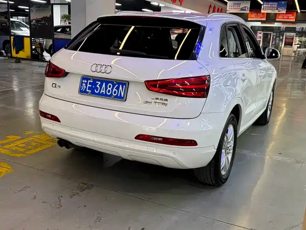 Audi Q3 2015
