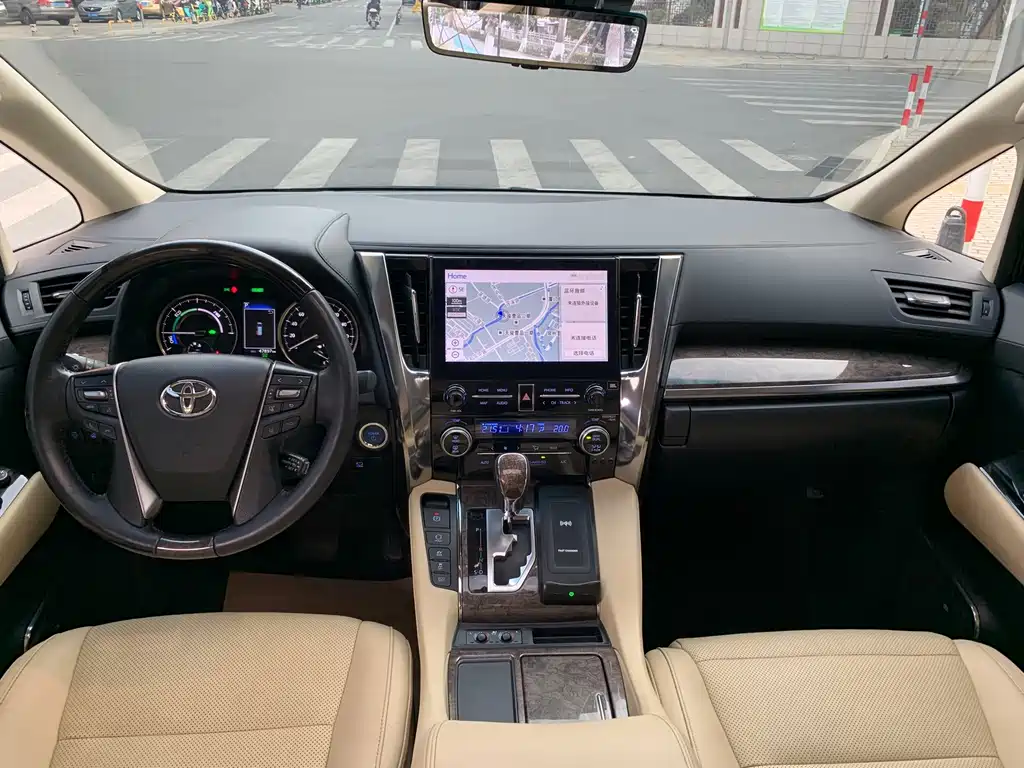 Toyota Alphard 2022 — фото 5