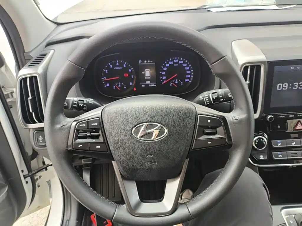 Hyundai ix35 2018 — фото 11