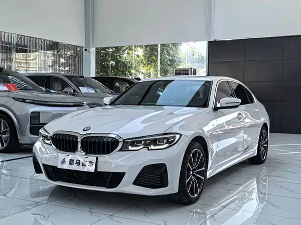 BMW 3 Series 2021
