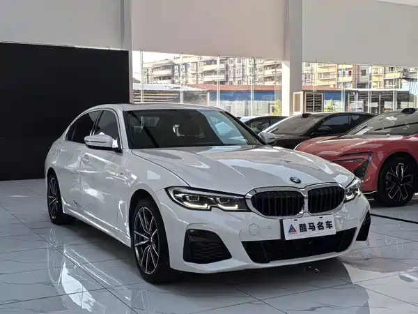 BMW 3 Series 2021