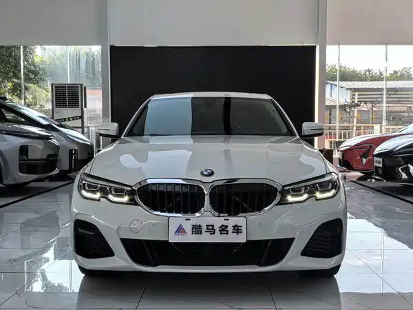 BMW 3 Series 2021