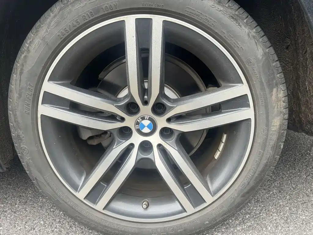 BMW 5 Series 2023