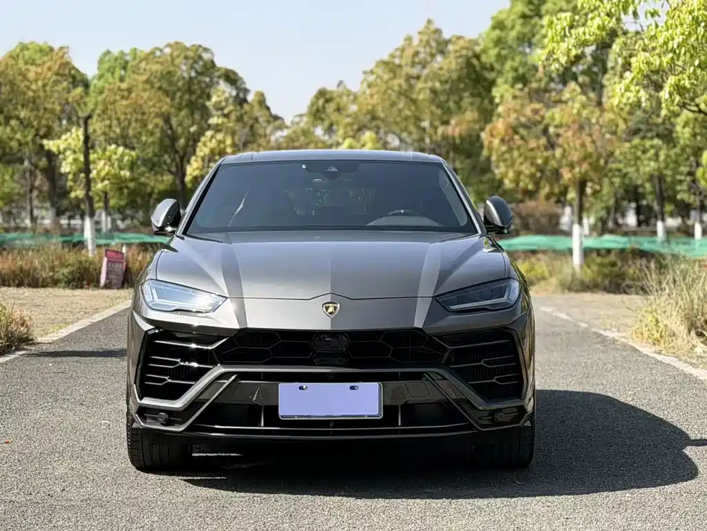 Lamborghini Urus 2021 — фото 2