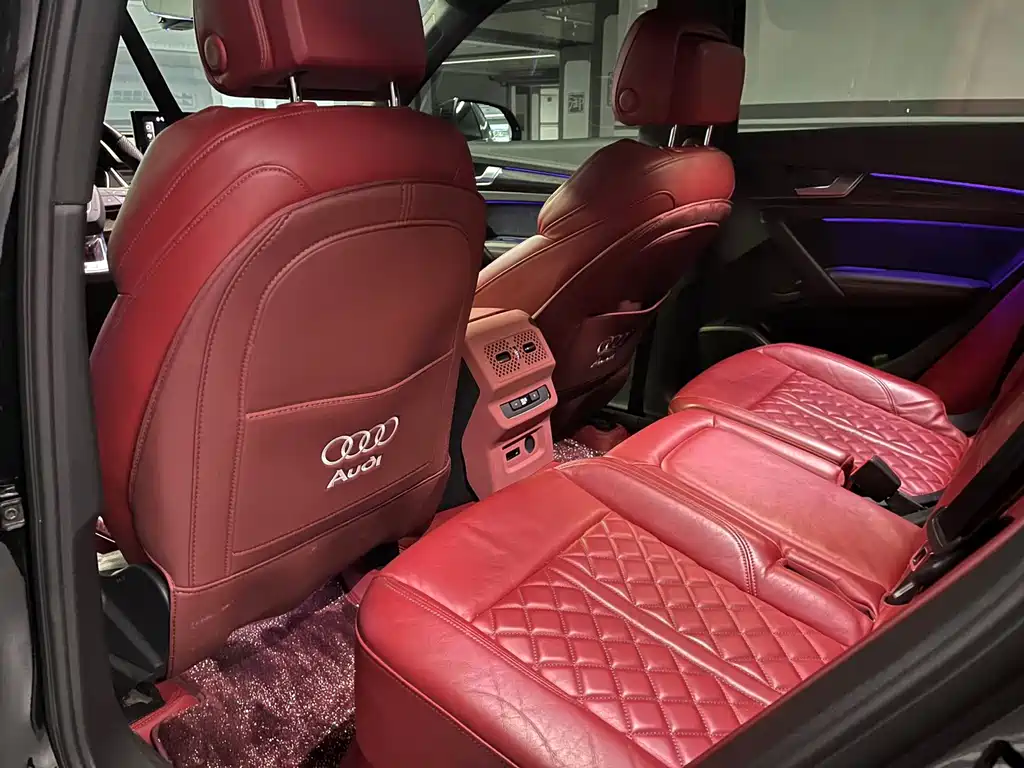 Audi SQ5 2022 — фото 18