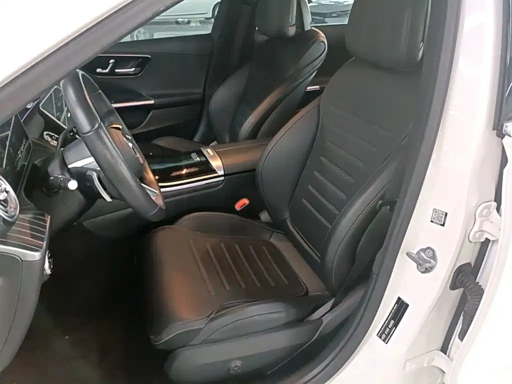 Mercedes-Benz C-Class 2022 — фото 15