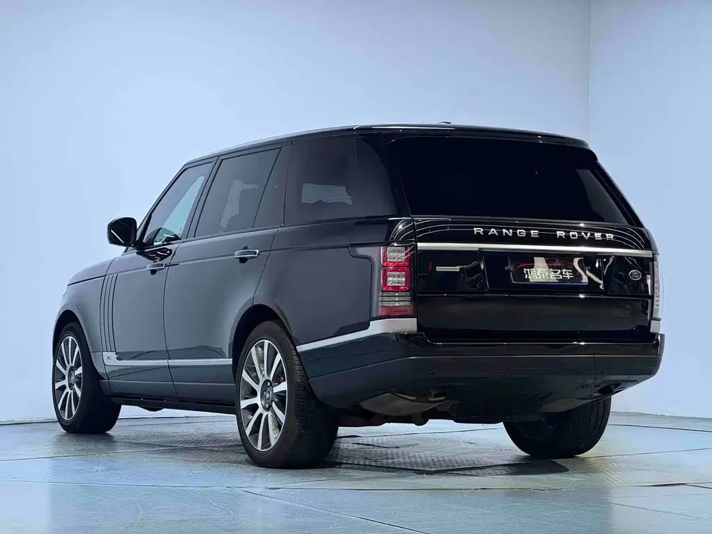 Land Rover Range Rover 2018 — фото 21