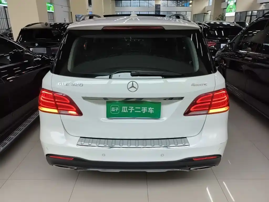 Mercedes-Benz GLE 2017