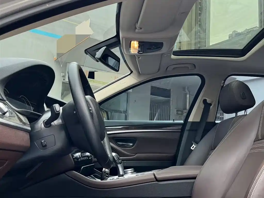 BMW 5 Series 2016