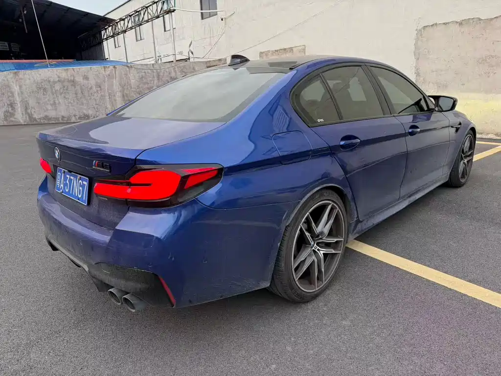 BMW M5 2021 — фото 4