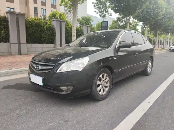 Hyundai Yuedong 2011