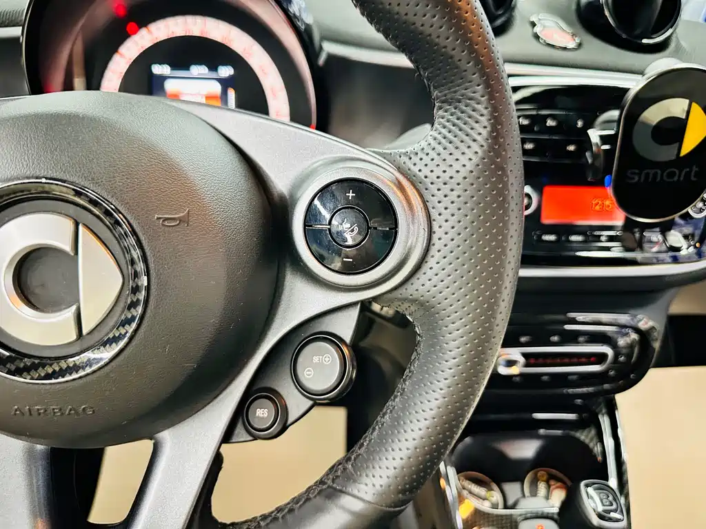 smart fortwo 2019 — фото 39