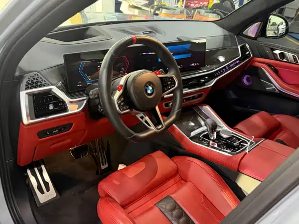 BMW X5 M 2023