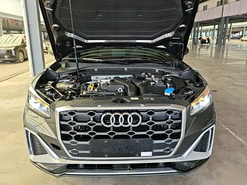 Audi Q2L 2024 — фото 20