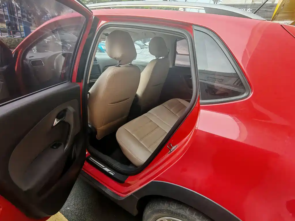 Volkswagen Polo 2015