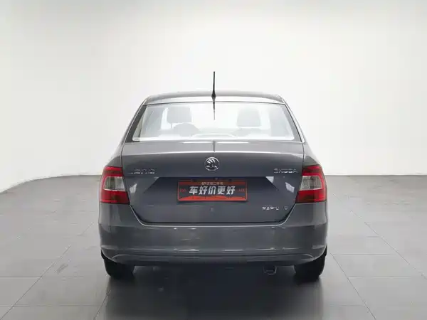Skoda Rapid 2013