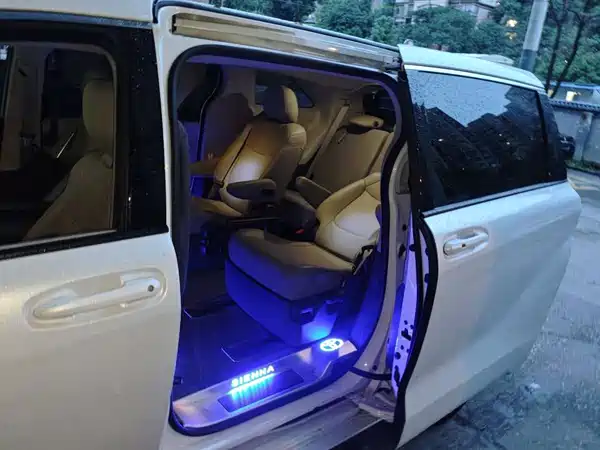 Toyota Sienna 2024