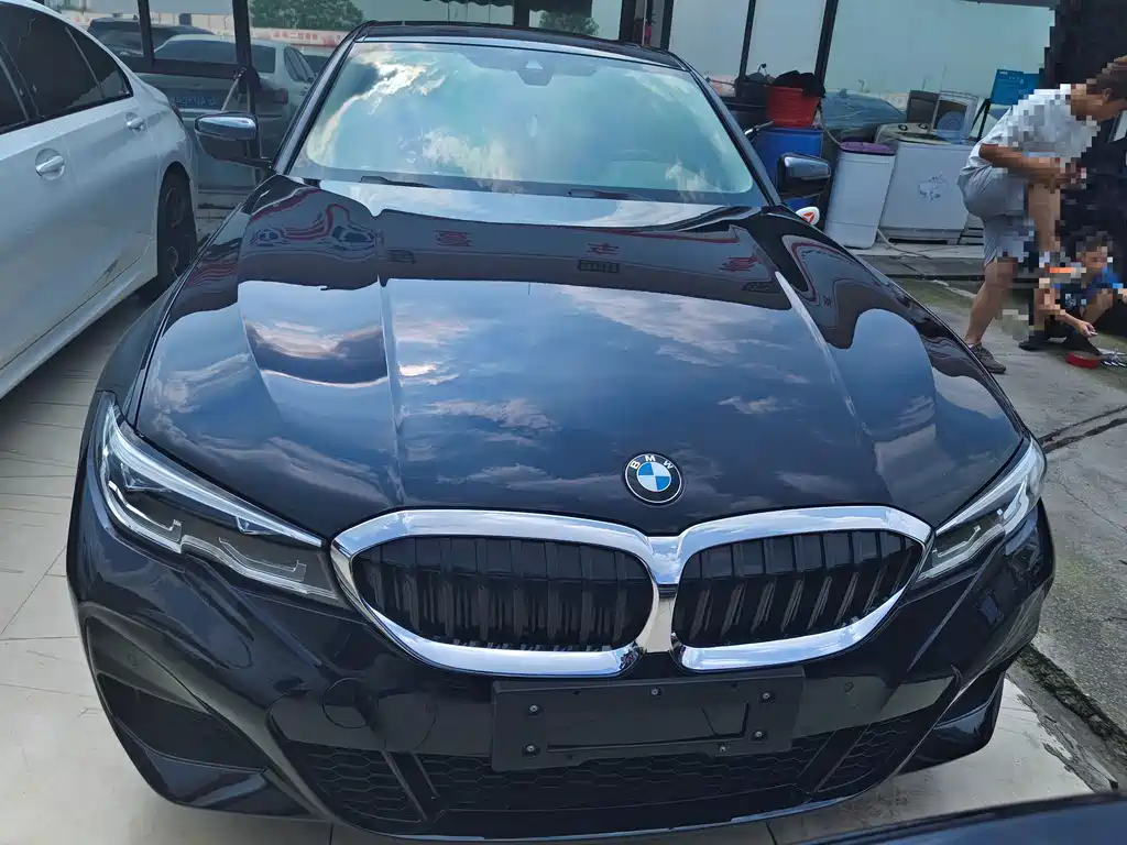 BMW 3 Series 2021