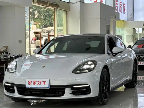 Porsche Panamera 2018