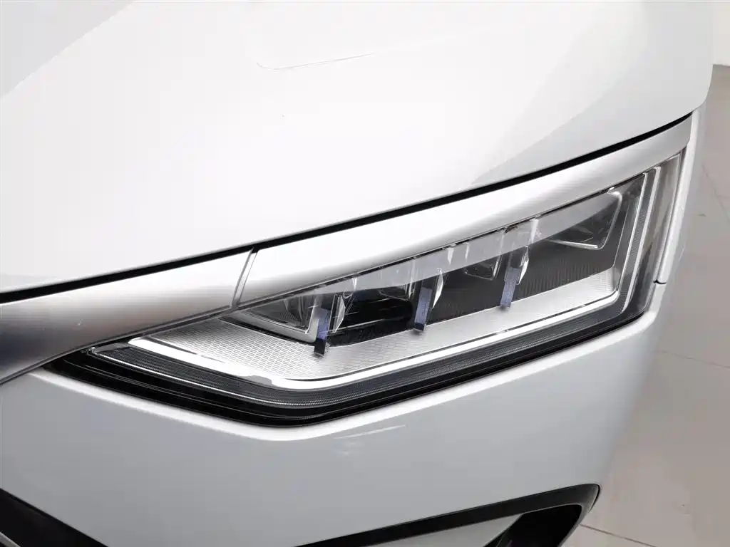 BYD Han 2024