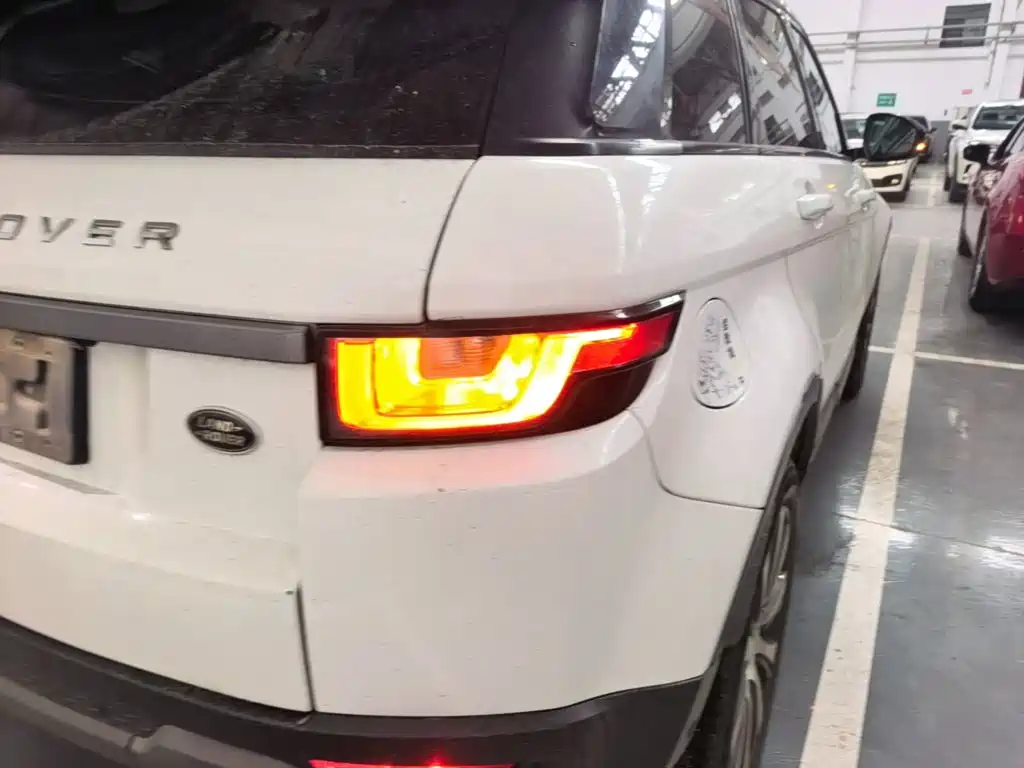 Land Rover Evoque 2018 — фото 8