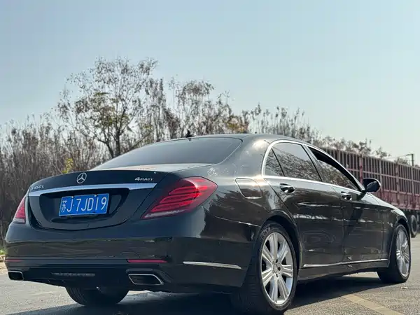 Mercedes-Benz S-Class 2015