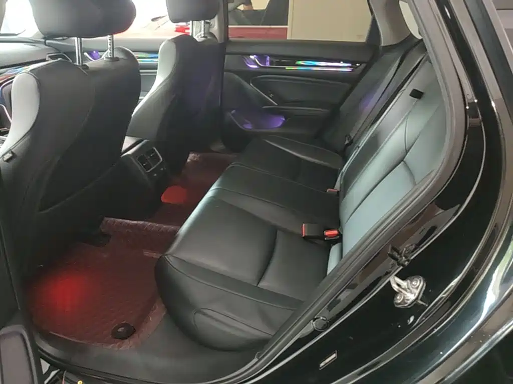 Honda Accord 2022 — фото 17