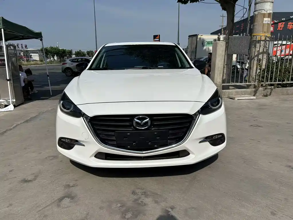 Mazda 3 Axela 2019