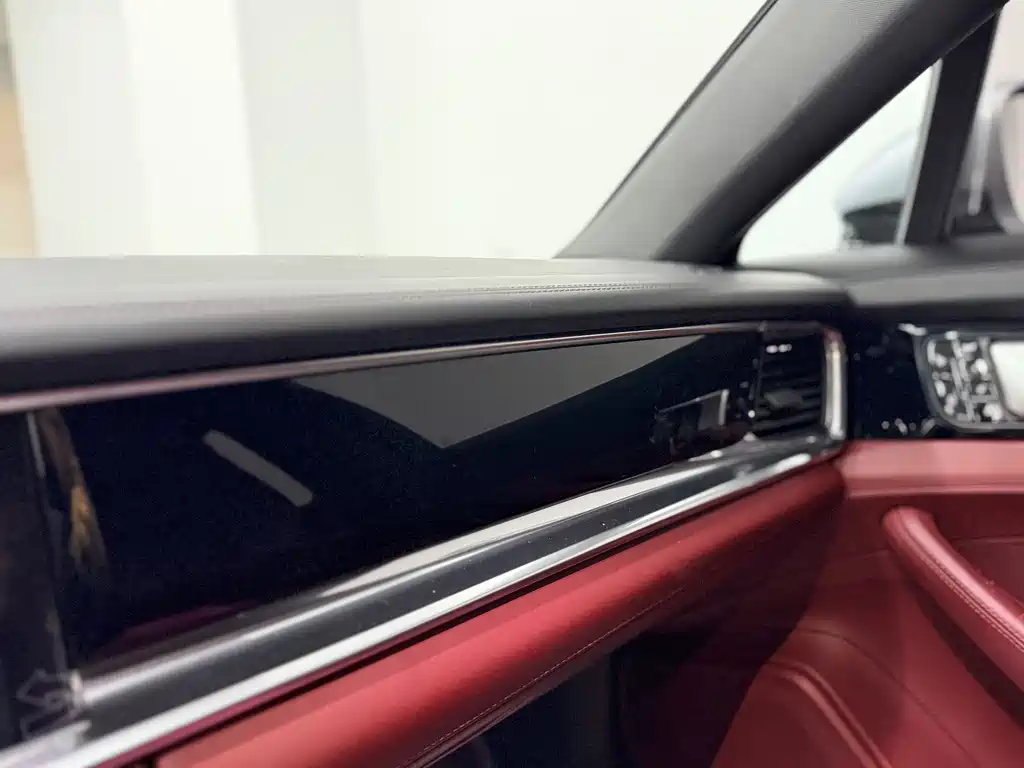 Porsche Panamera 2018 — фото 12