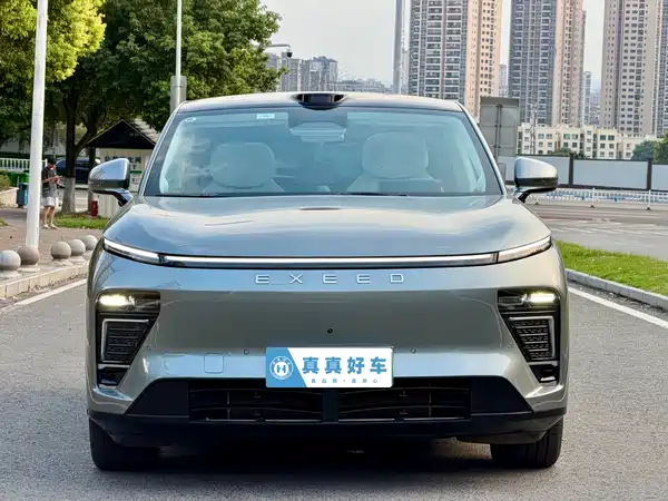 Exeed ES 2025
