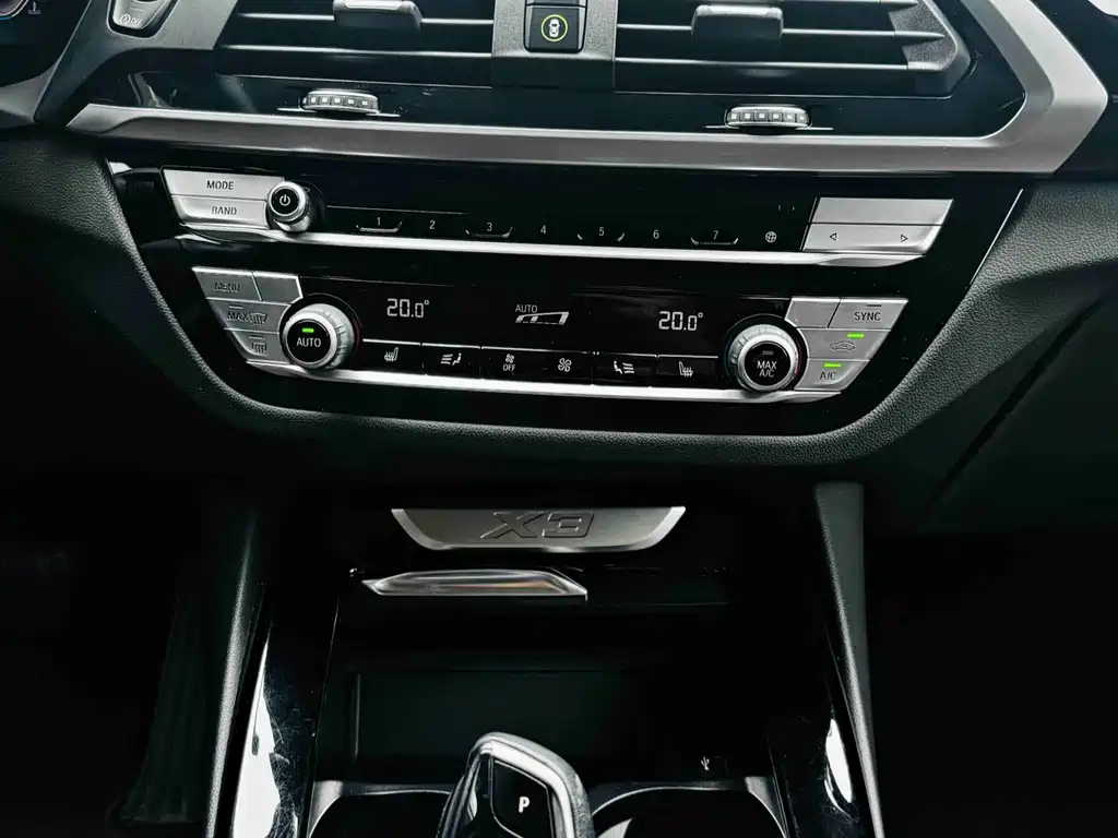 BMW X3 2020 — фото 11