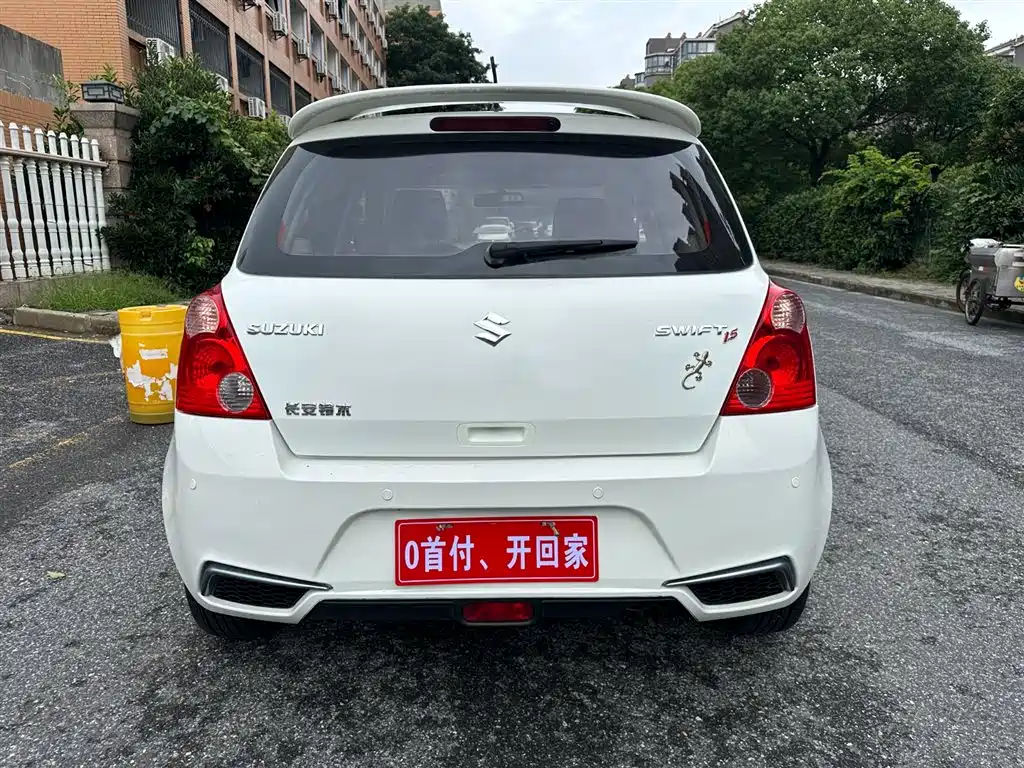 Suzuki Swift 2013