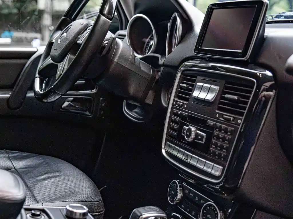 Mercedes-Benz G-Class 2015 — фото 18