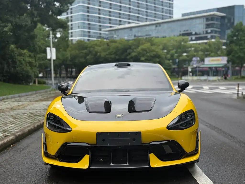 Xiaomi SU7 Ultra 2025