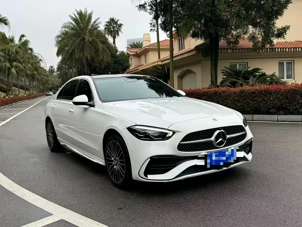 Mercedes-Benz C-Class 2023 — фото 2