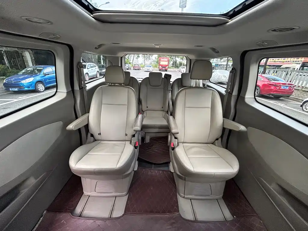 Ford Tourneo 2019 — фото 27