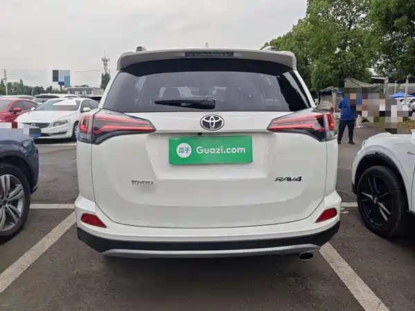 Toyota RAV4 2016