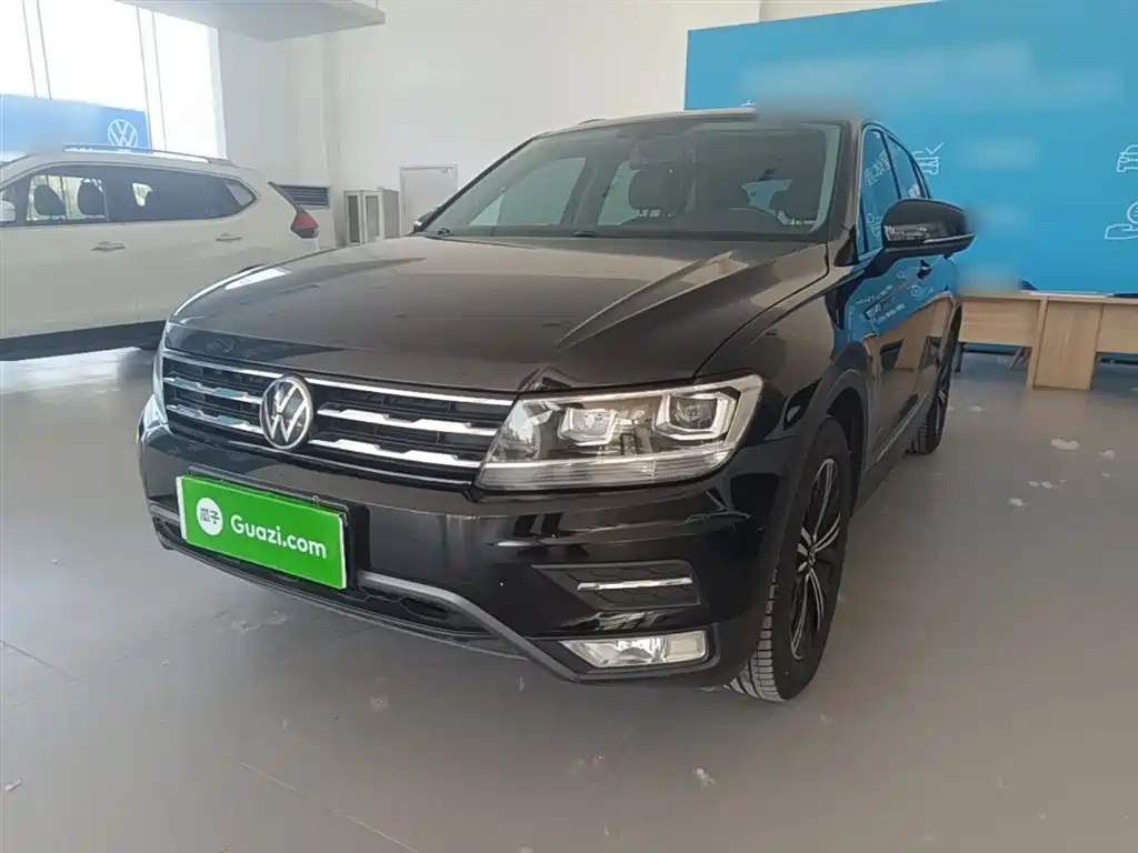 Volkswagen Tiguan L 2020 — фото 2