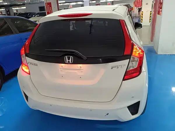 Honda Fit 2016