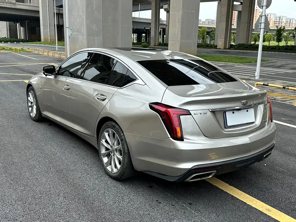 Cadillac CT5 2020 — фото 11