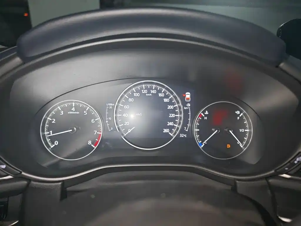 Mazda CX-30 2025