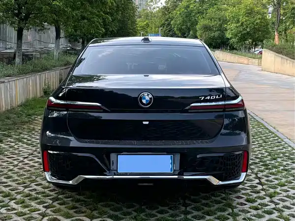 BMW 7 Series 2023