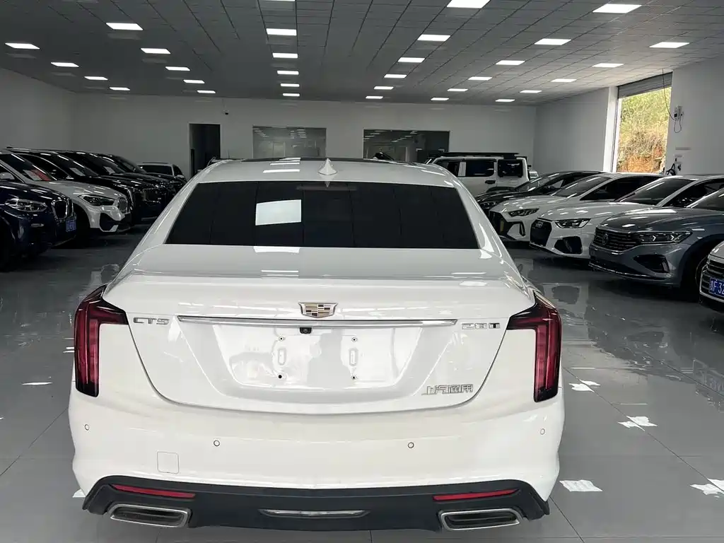 Cadillac CT5 2021 — фото 24