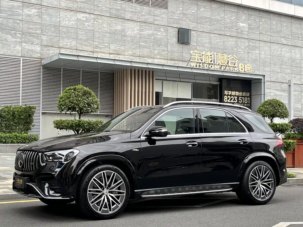 Mercedes-Benz GLE AMG 2024 — фото 1