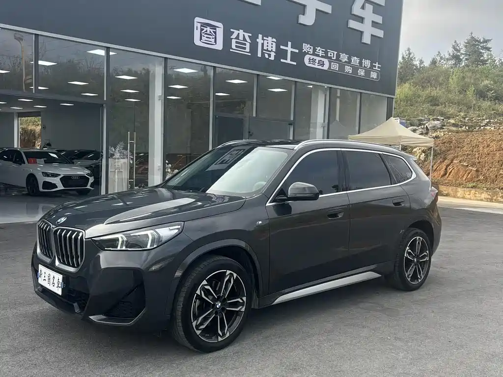 BMW X1 2024 — фото 1