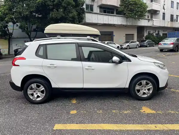 Peugeot 2008 2015
