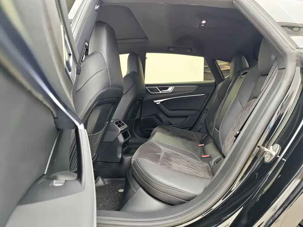 Audi S7 2021