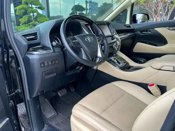 Toyota Alphard 2019