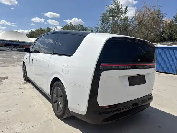 Li Auto MEGA 2026