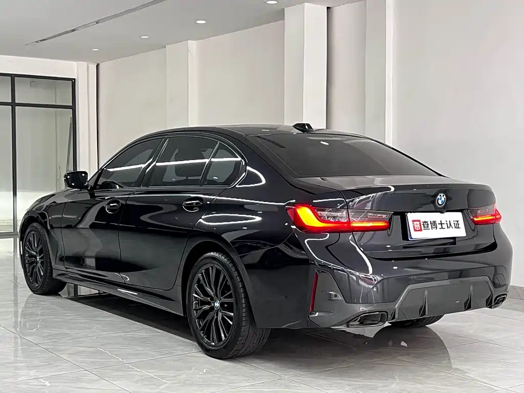 BMW 3 Series 2023 — фото 13